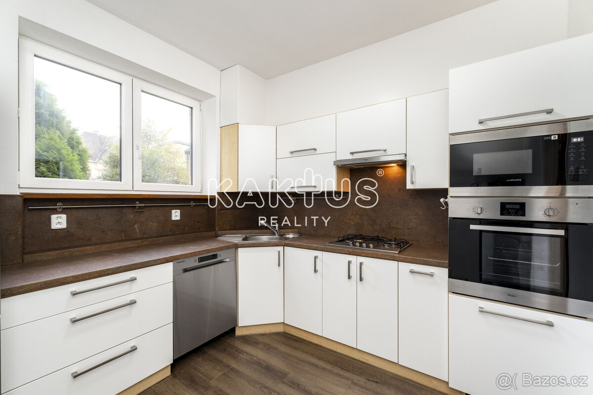 Pronájem bytu 2+1 (73m2), ulice Vítězná, Moravská Ostrava - 15