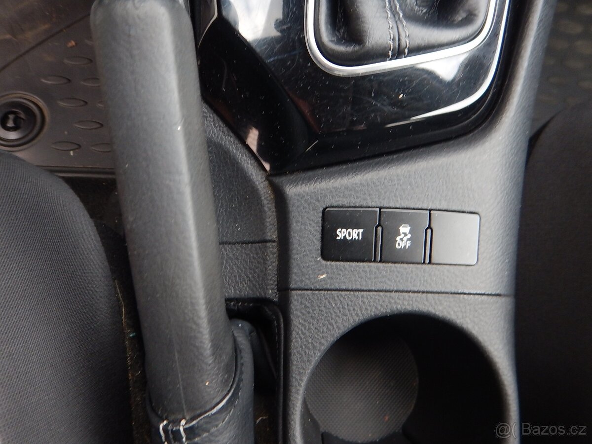 TOYOTA Corolla 1.6 VVTi, AUTOMAT, ČR - 15