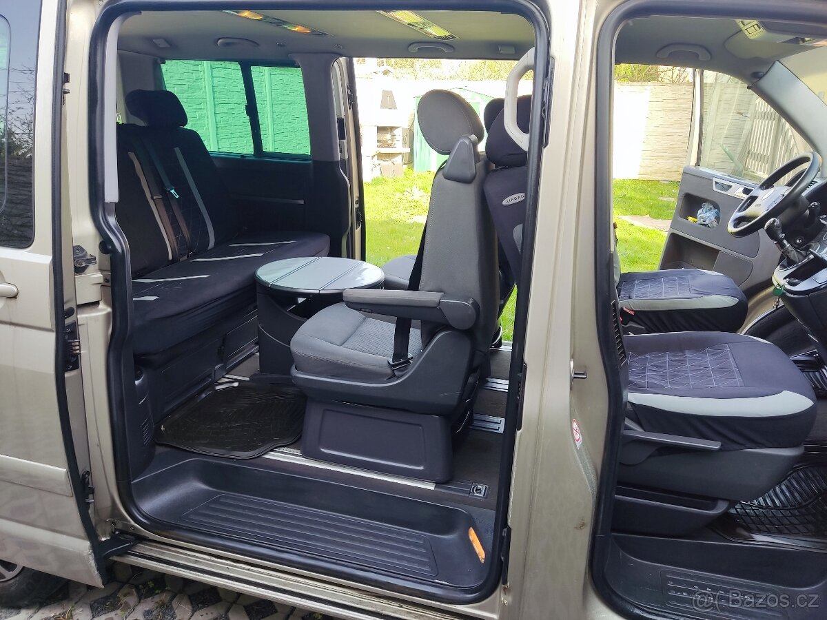 VW MULTIVAN T5 - 2,5 TDI 4x4, 128KW - 15