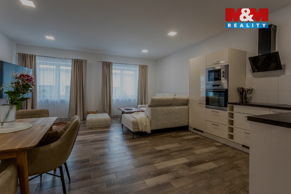 Prodej nájemního domu v Cvikově, ul. Komenského - 15