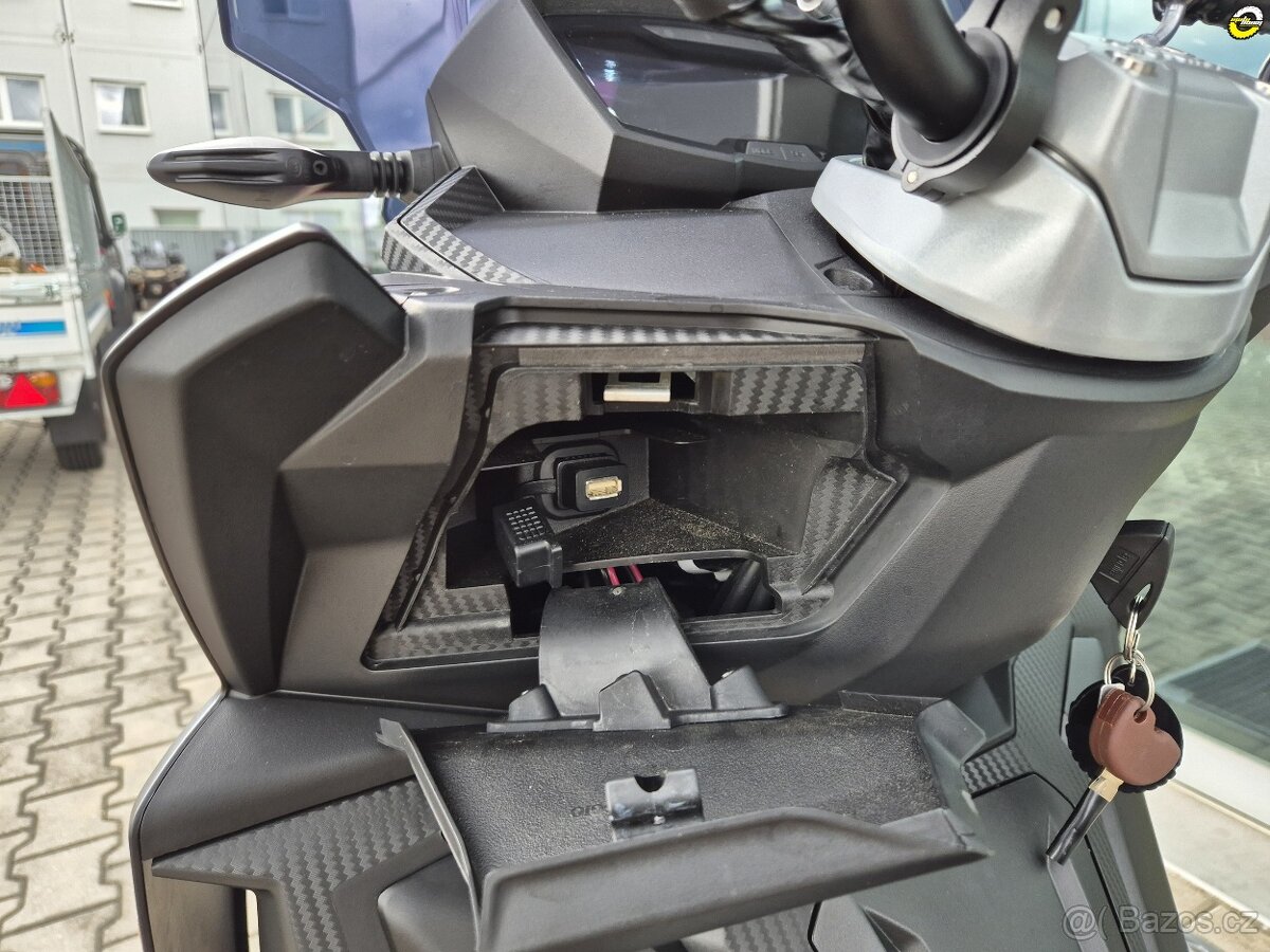 Aprilia SR GT 200 REPLICA - 15