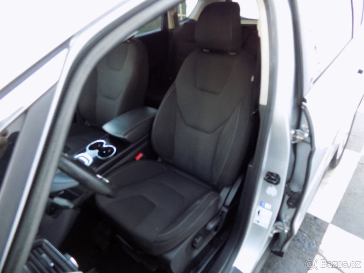 Ford S-MAX 2.0TDCi/Titanium/AT/LED/ - 15