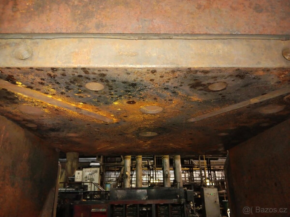 Hydraulický lis ŽĎAS LVH 2500 - 15