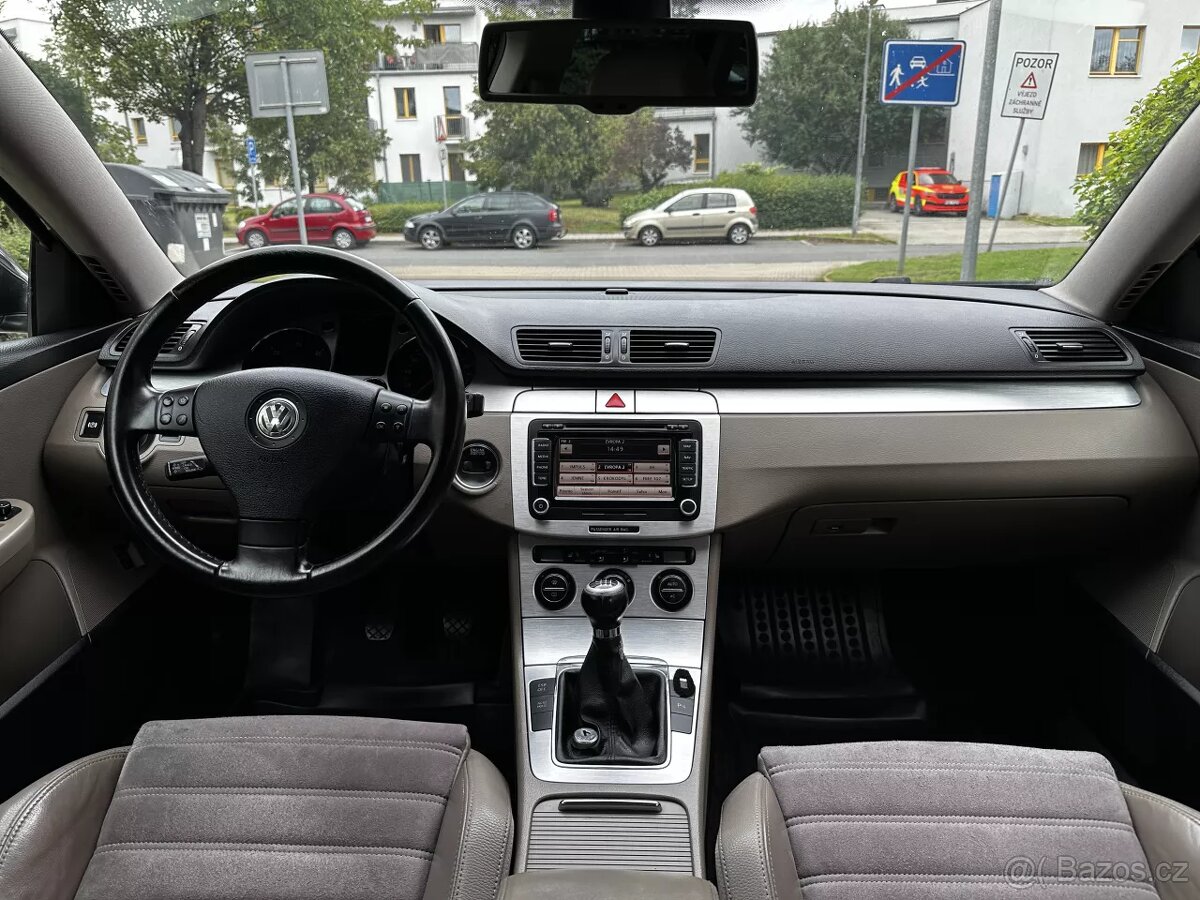 Volkswagen Passat B6 2.0 TDI 103kW 4Motion Kůže Navi Xenony - 15