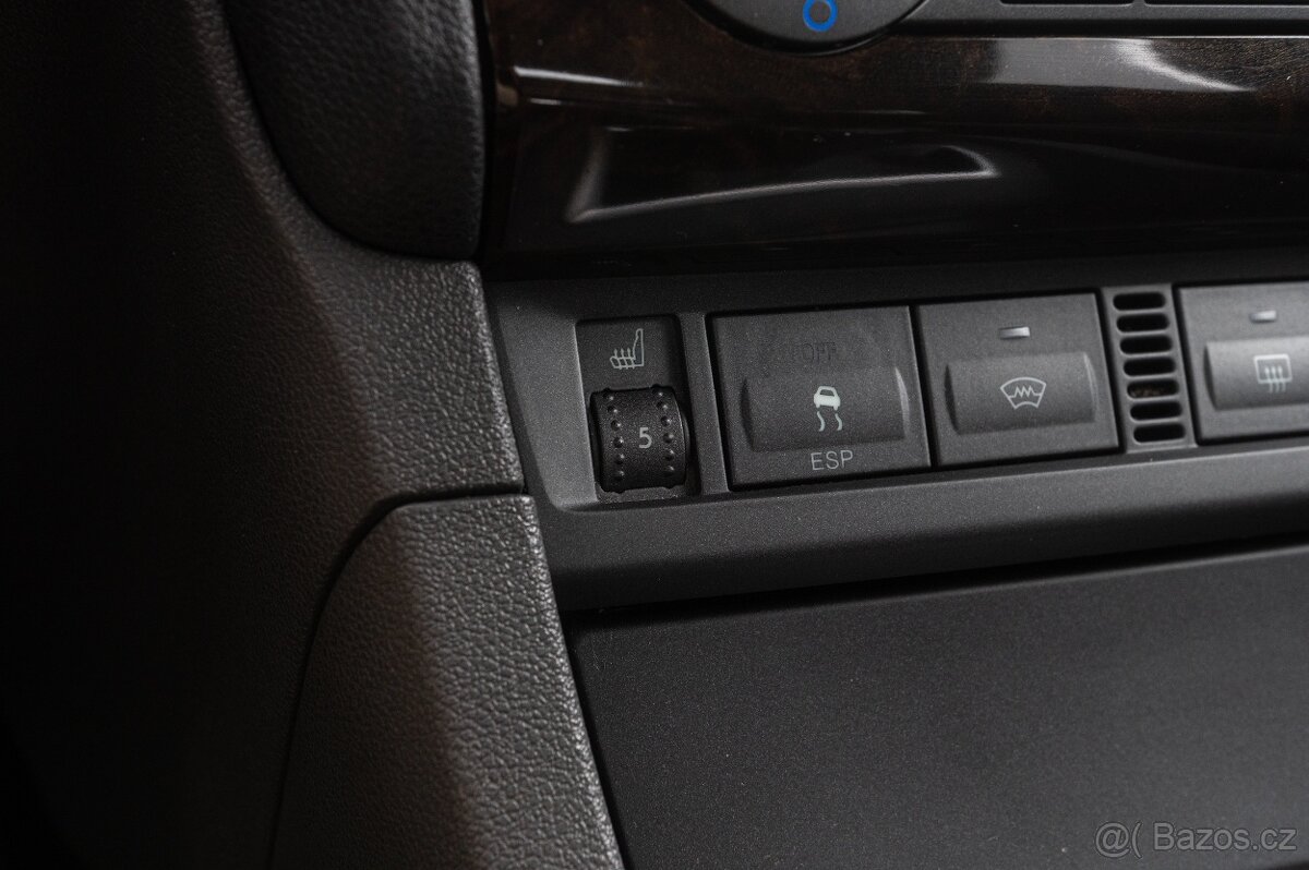 FORD FOCUS Ghia 1.6 85kw NOVÁ STK - 15