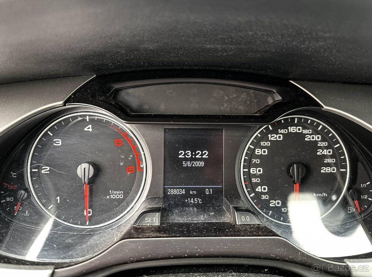 Audi A4 Avant 3.0 TDI V6 quattro Allroad - 15