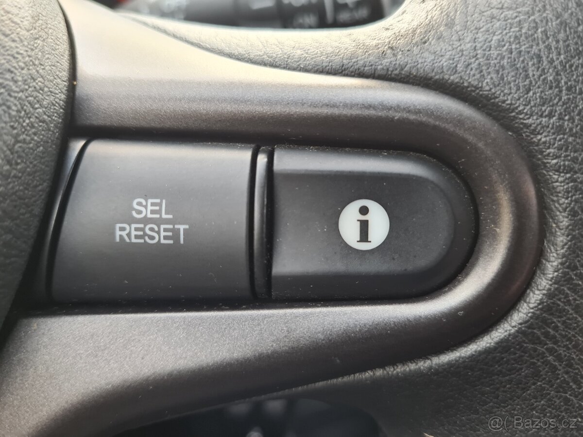 HONDA JAZZ 1,2i 66kW i-VTEC KLIMA - 15