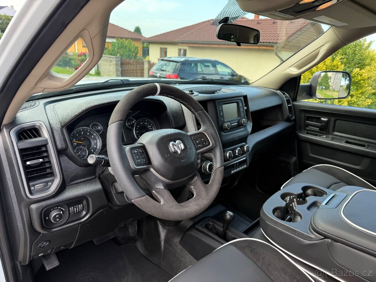 DODGE RAM 2500 LPG HEAVY DUTY 8feet - 15