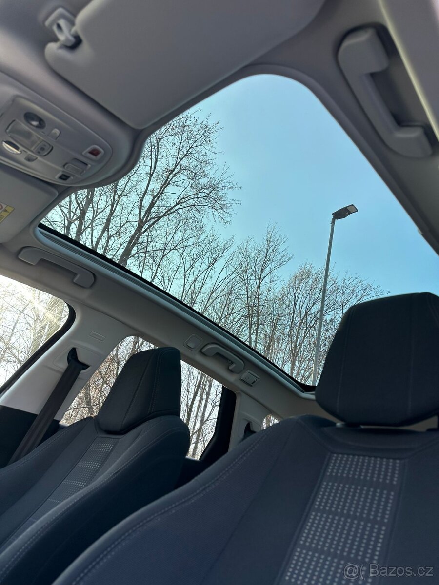 Peugeot 308, 1,6 HDi 88 kW PANORAMA - 15