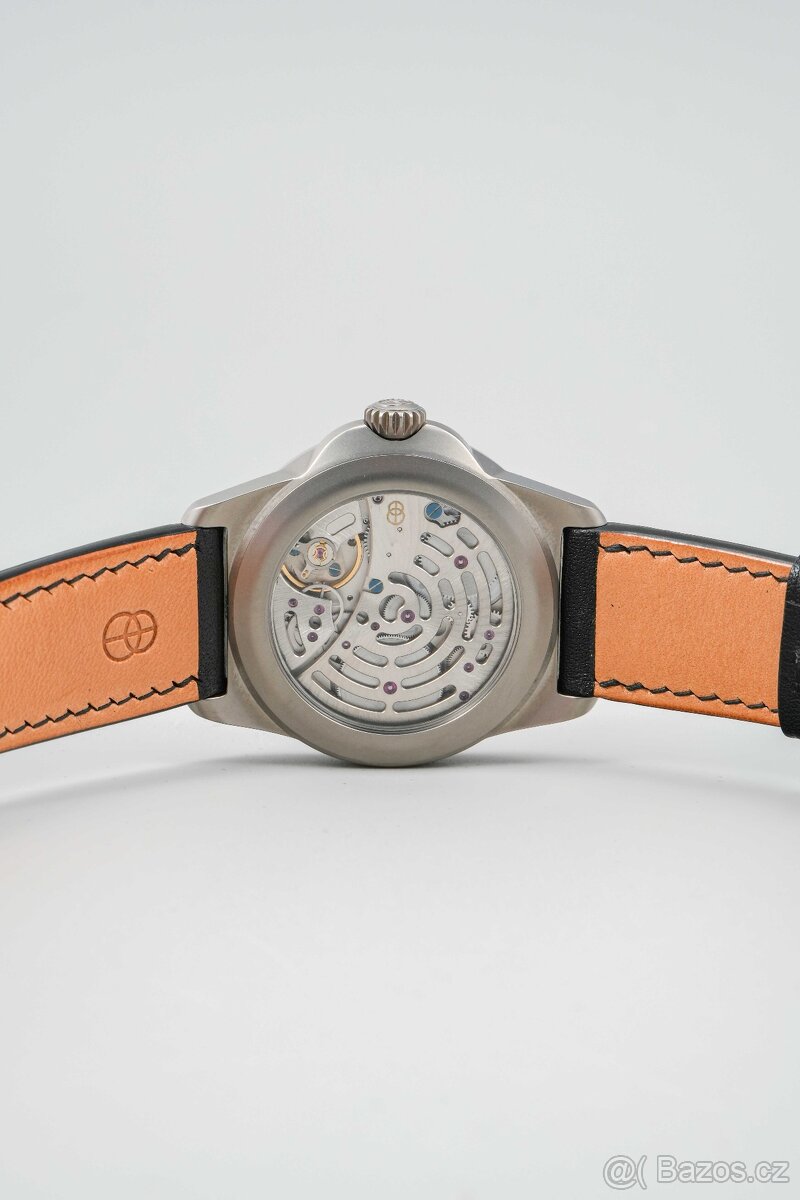 Aerodynamic Silver Metalic ROBOT/BOHEMATIC - 15