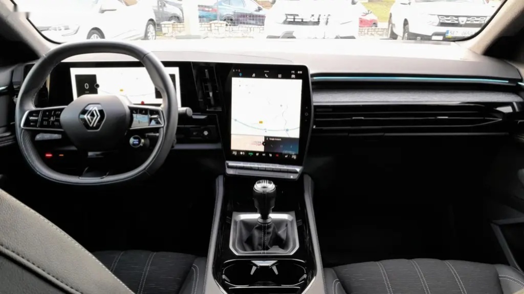 Renault Austral, mild hybrid 140 TOP VÝBAVA - 15