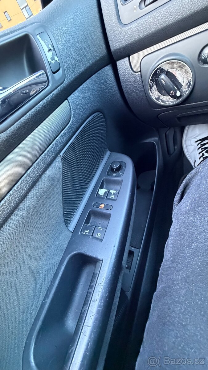 🚗 Volkswagen Golf 1.9 TDI 77 kW – KLIMA - 15