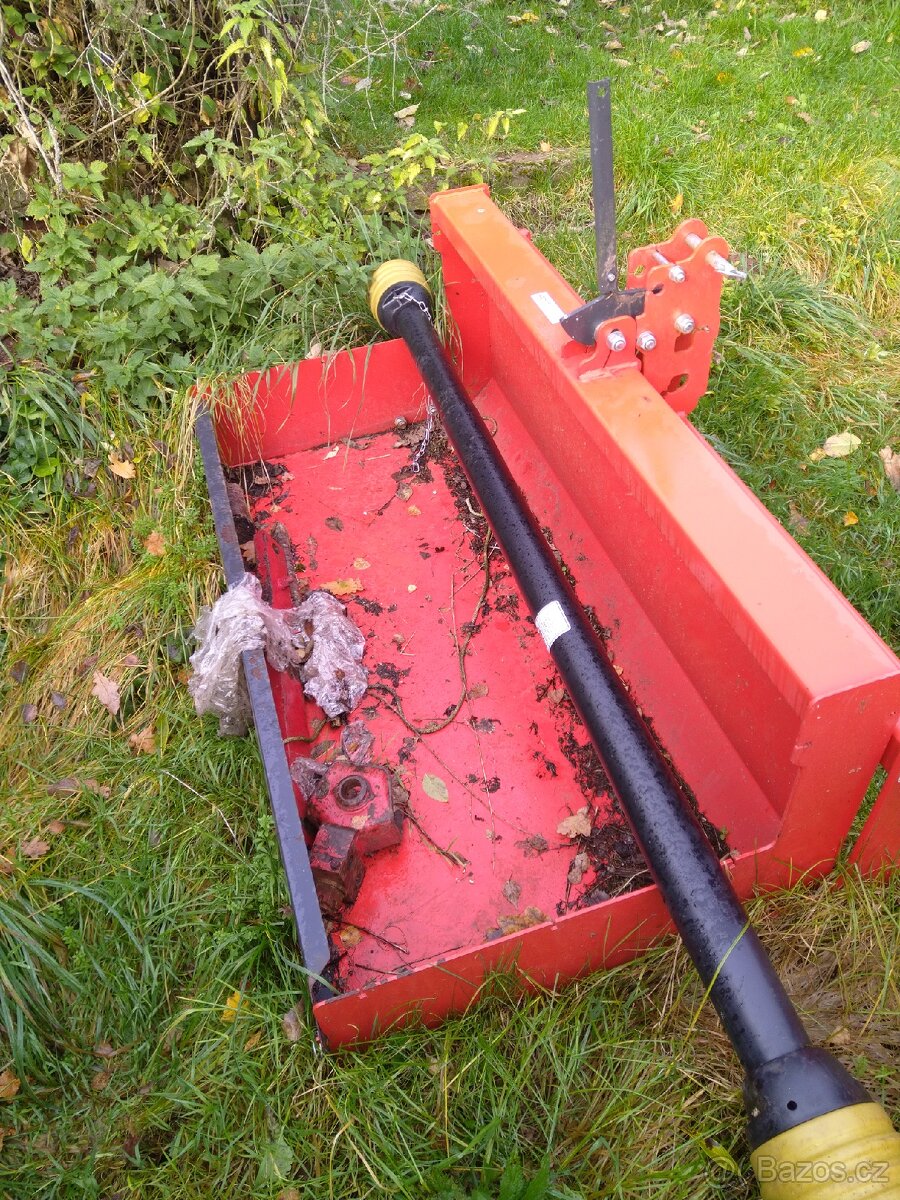 Malotraktor 4x4 s hydraulikou - 15