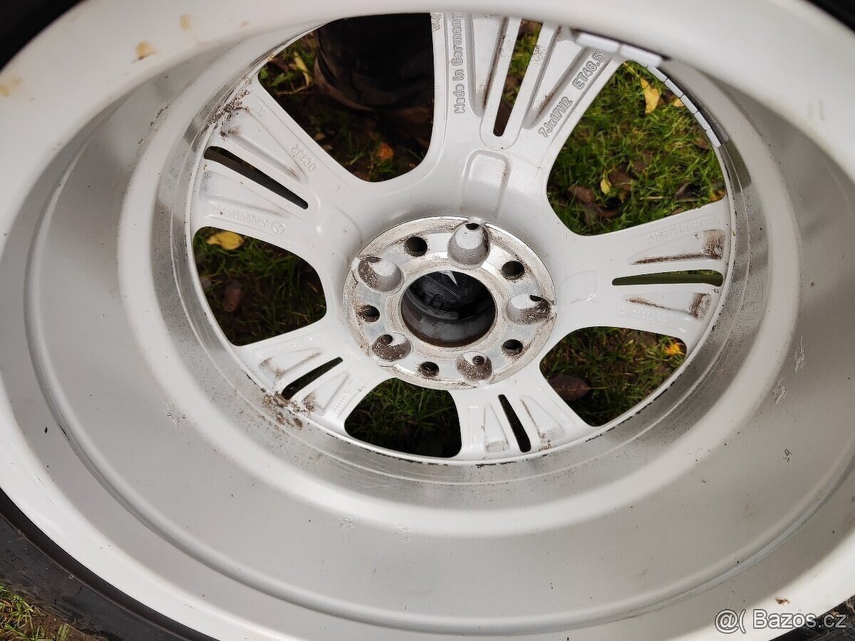 Zimní sada Mercedes w205 r17 5x112 Dunlop 225/50/17 6mm - 15