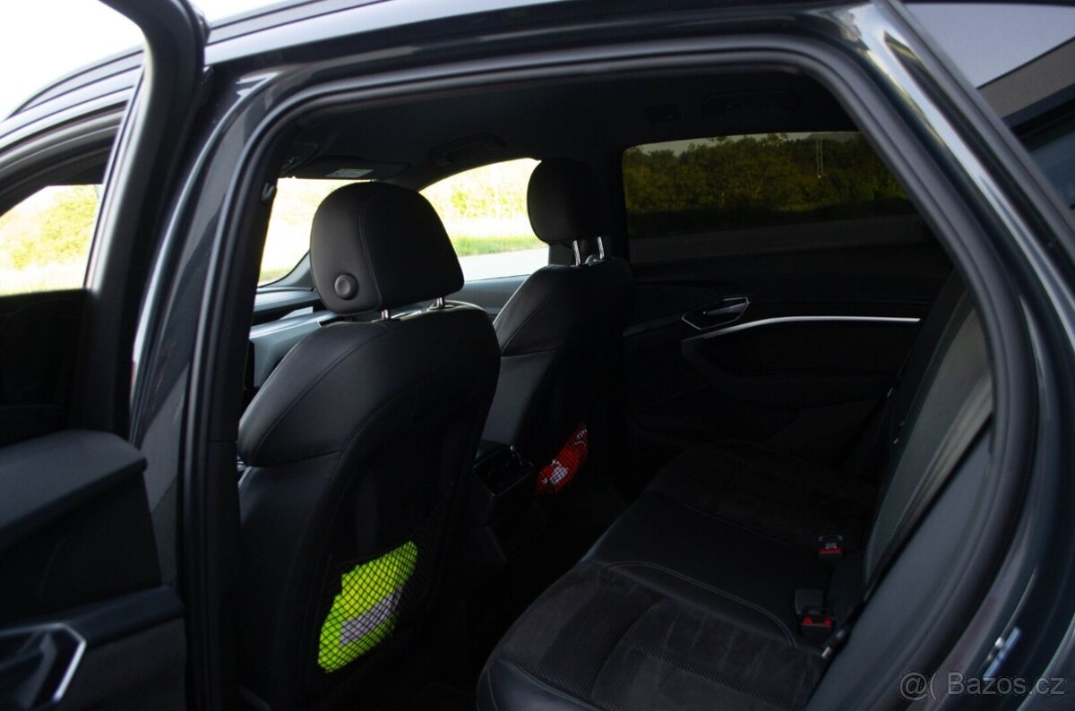 Audi E-tron 55 quattro Advanced - 15