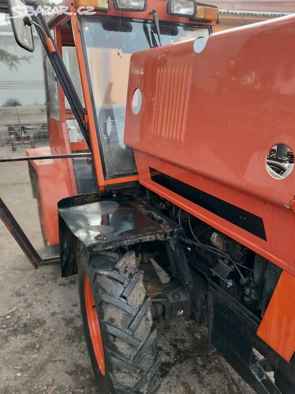 Prodám malotraktor MT8-150-33 diesel 4x4 motor čtyřválec vod - 15