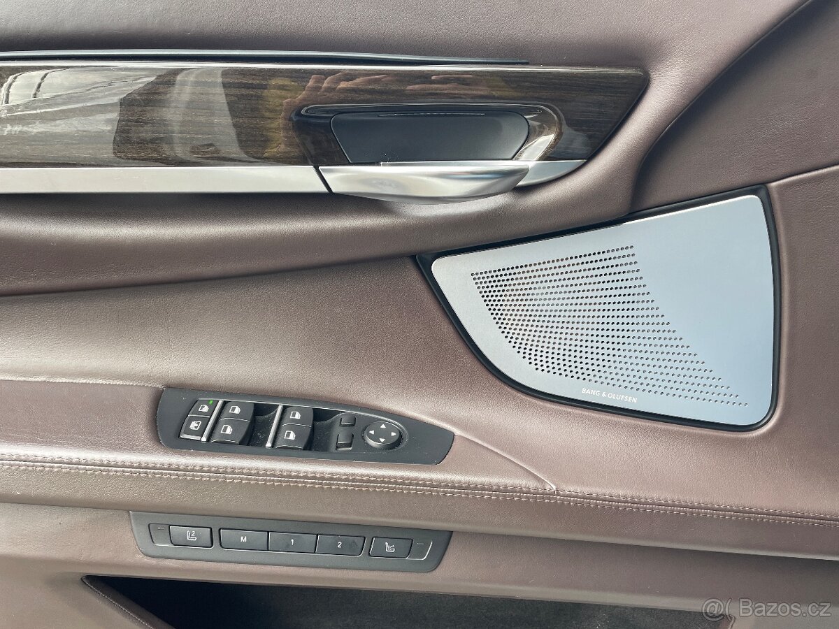 BMW 750D xdrive - 15