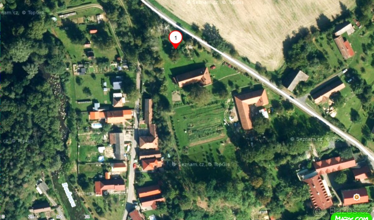 Krásná stavební parcela na prodej v klidném prostředí - 15