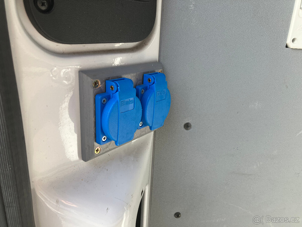 OPEL MOVÁNO 2,2 103 KW TAŽNÉ L2 7 MÍST - 15