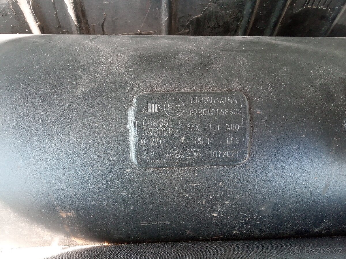 Prodám Uaz 469 benzín - plyn - 15