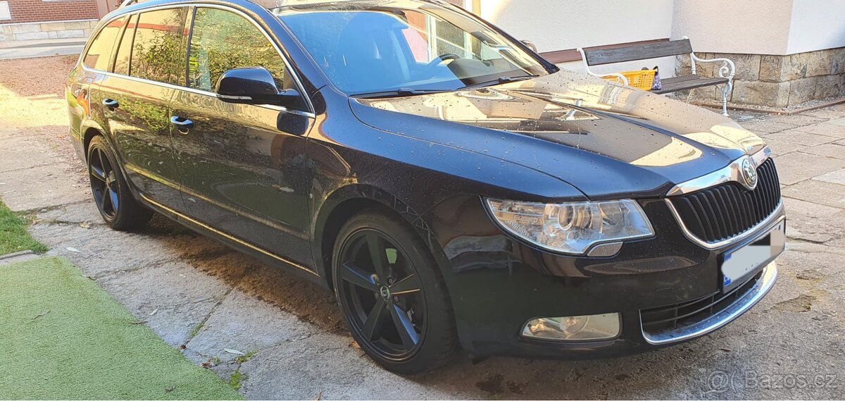 Škoda Superb kombi r.v 2010 - 15
