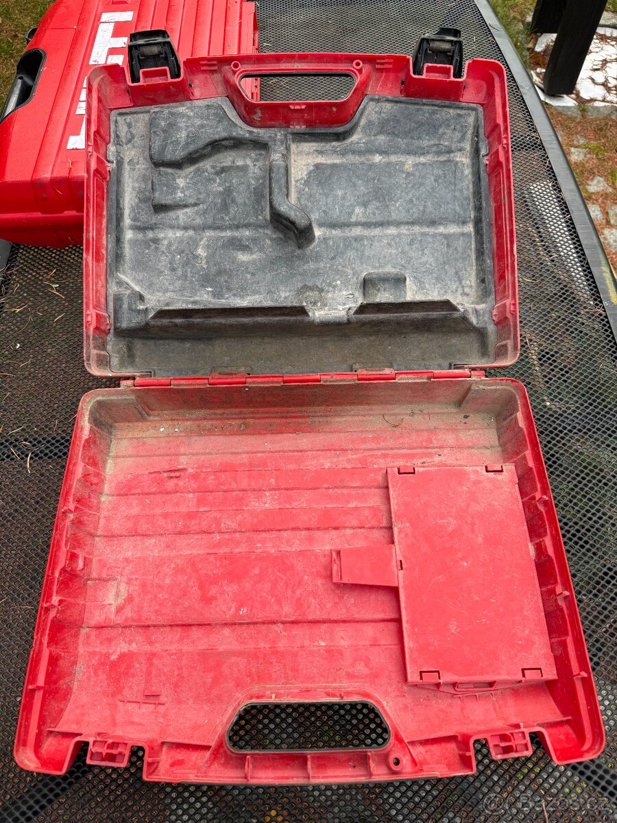 4 kufry HILTI na elektrické nářadí - 15