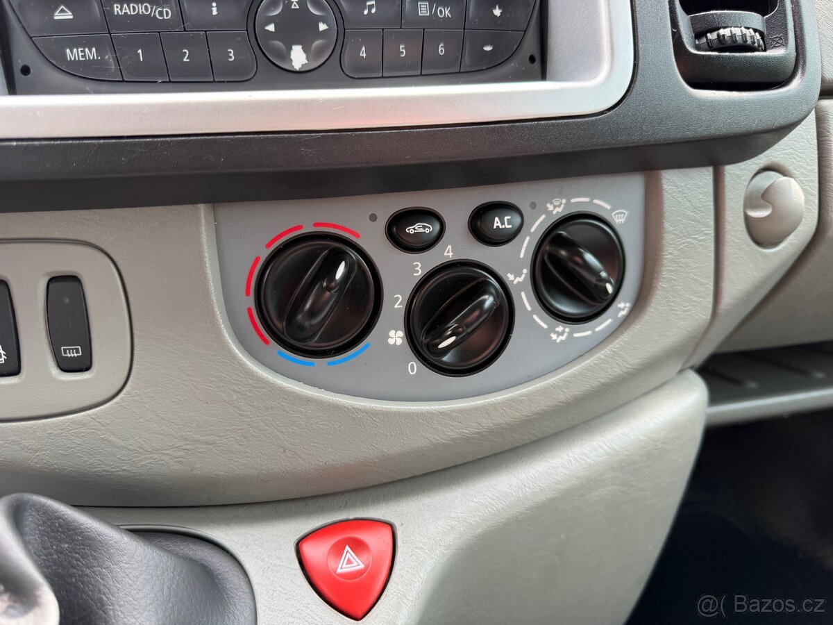 OPEL VIVARO TOUR 2,0 CDTi 66kW 9MÍST,KLIMA,2012,STK,SERVISKA - 15