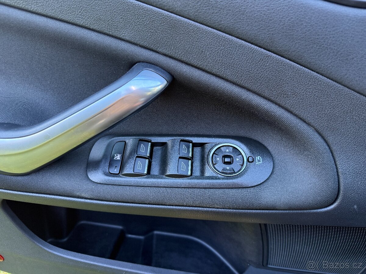 2014 FORD Mondeo Business+ 2,0TDCi manuál convers navi - 15