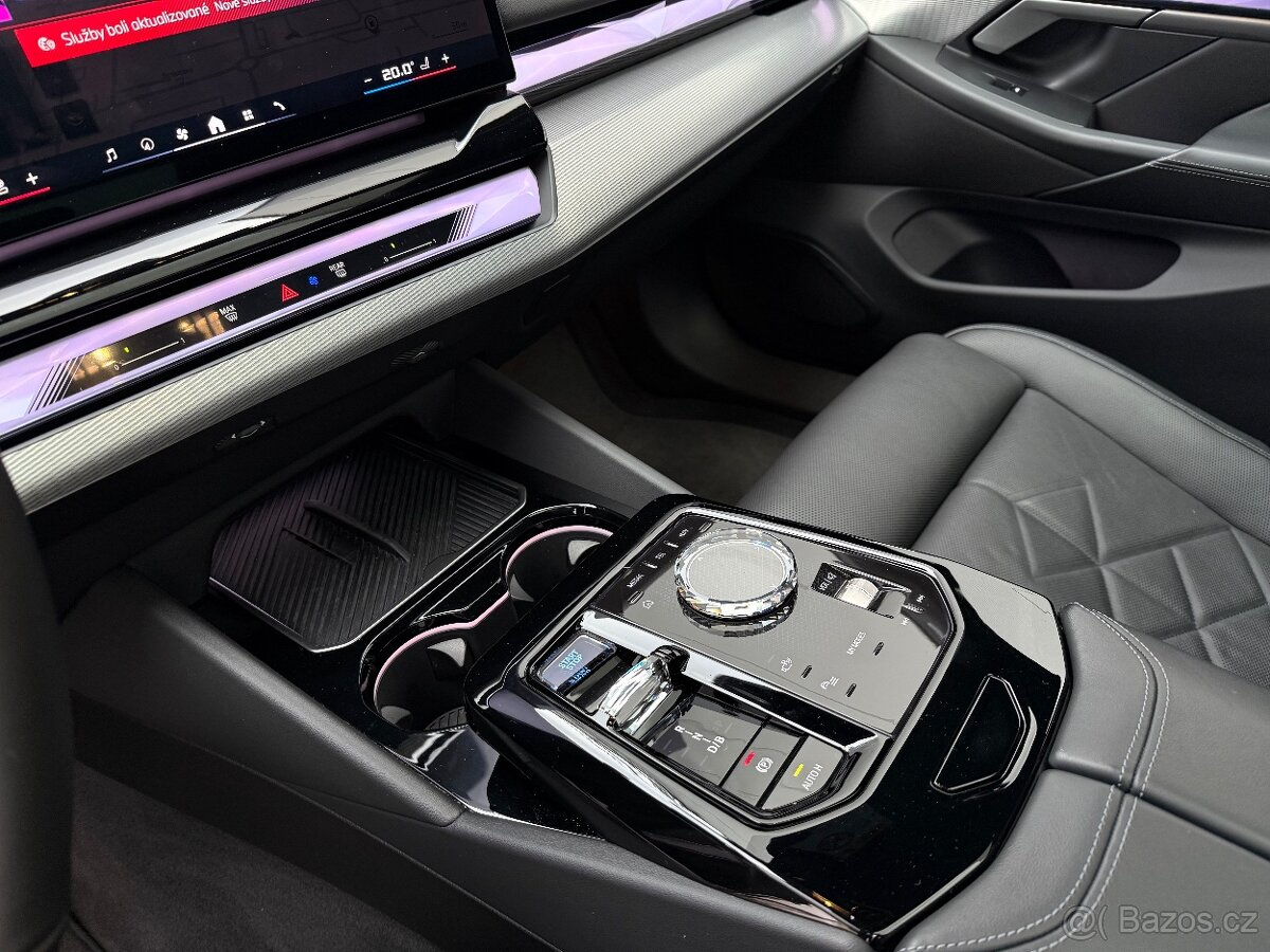 BMW i5 M60 xDrive M BMW individual /60.100€ netto/1.450000kč - 15