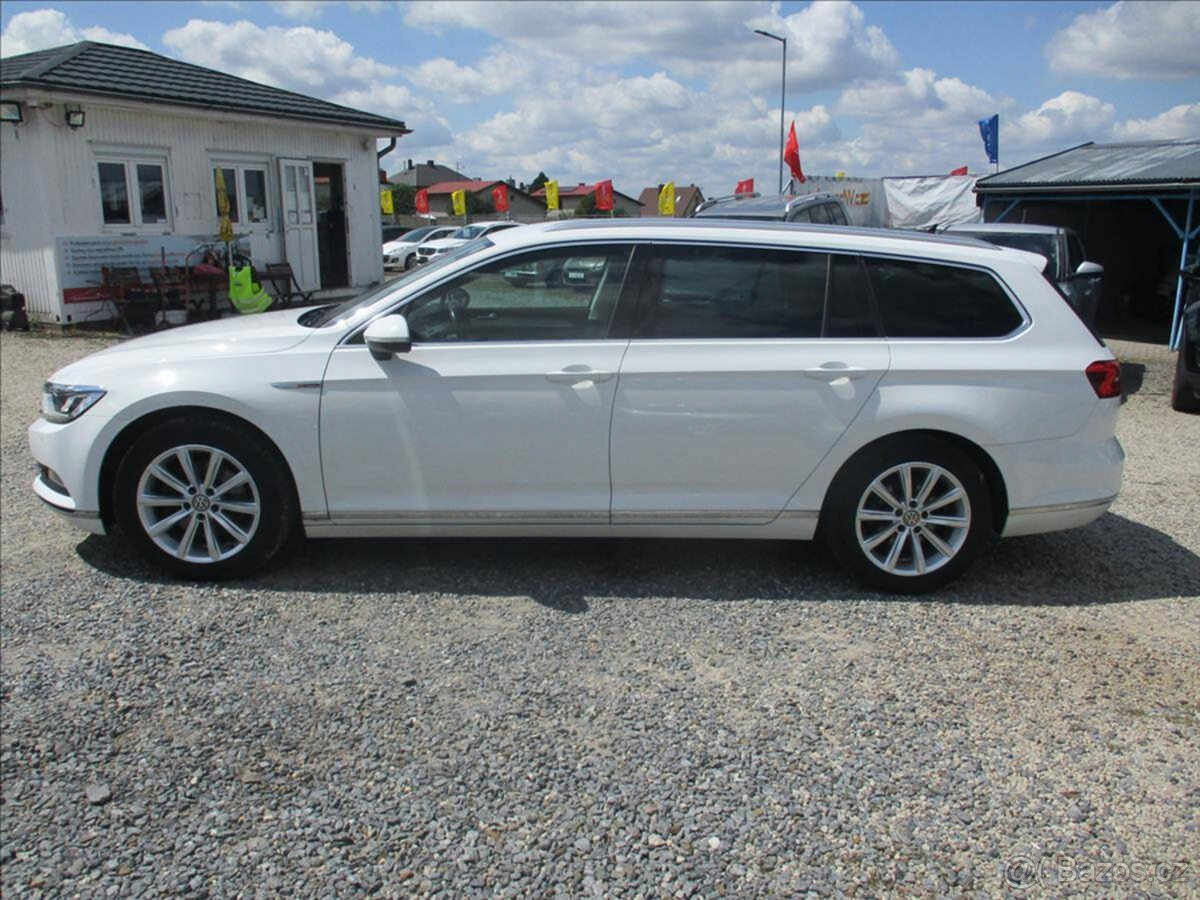 VW PASSAT TDI 140kW 4X4 DSG HIGHLINE 2018 CZ DPH - 15