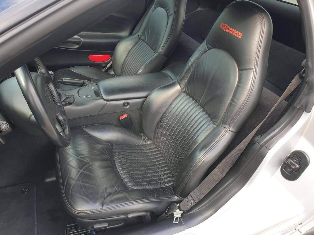 Chevrolet Corvette C5 Z06 z roku 2003 - 15