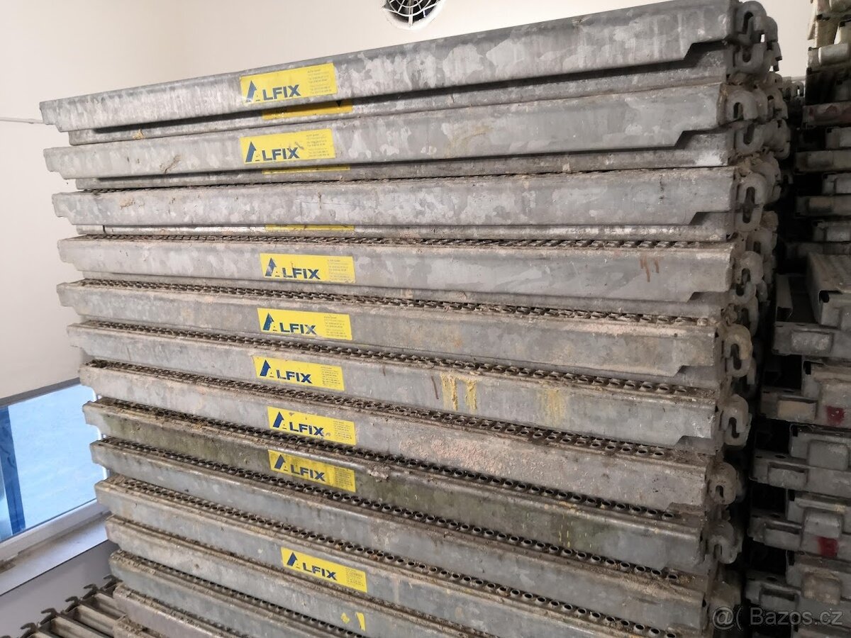 Prodám lešení Layher blitz 73, pole 2,57m (Alfix) - 15