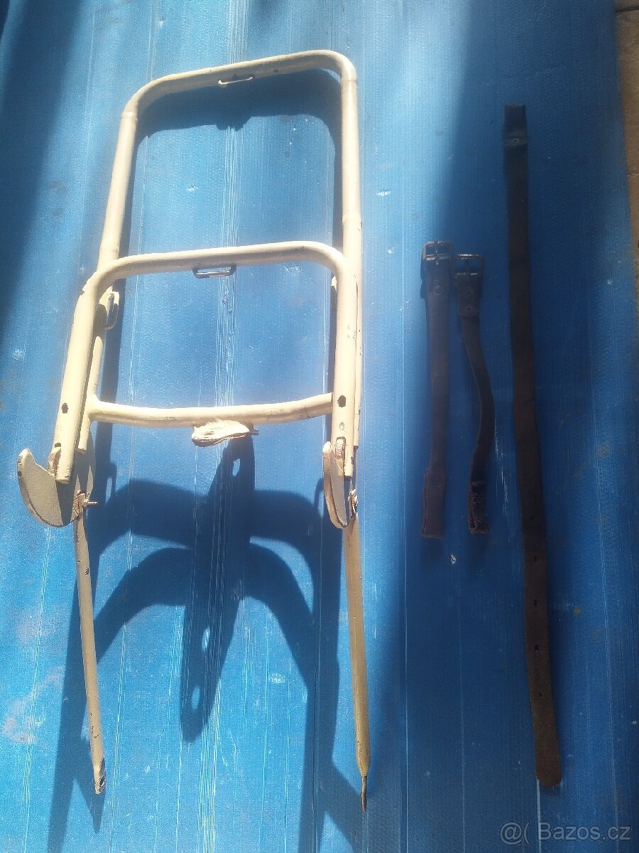 Zavazadlový sklopný nosič Jawa - 15