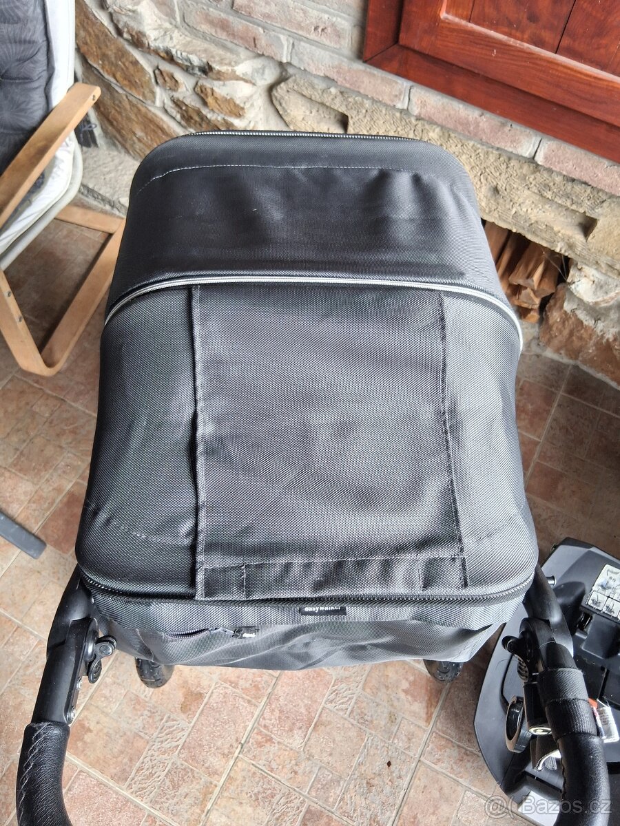 Prodám kočárek easy walker sky - 15