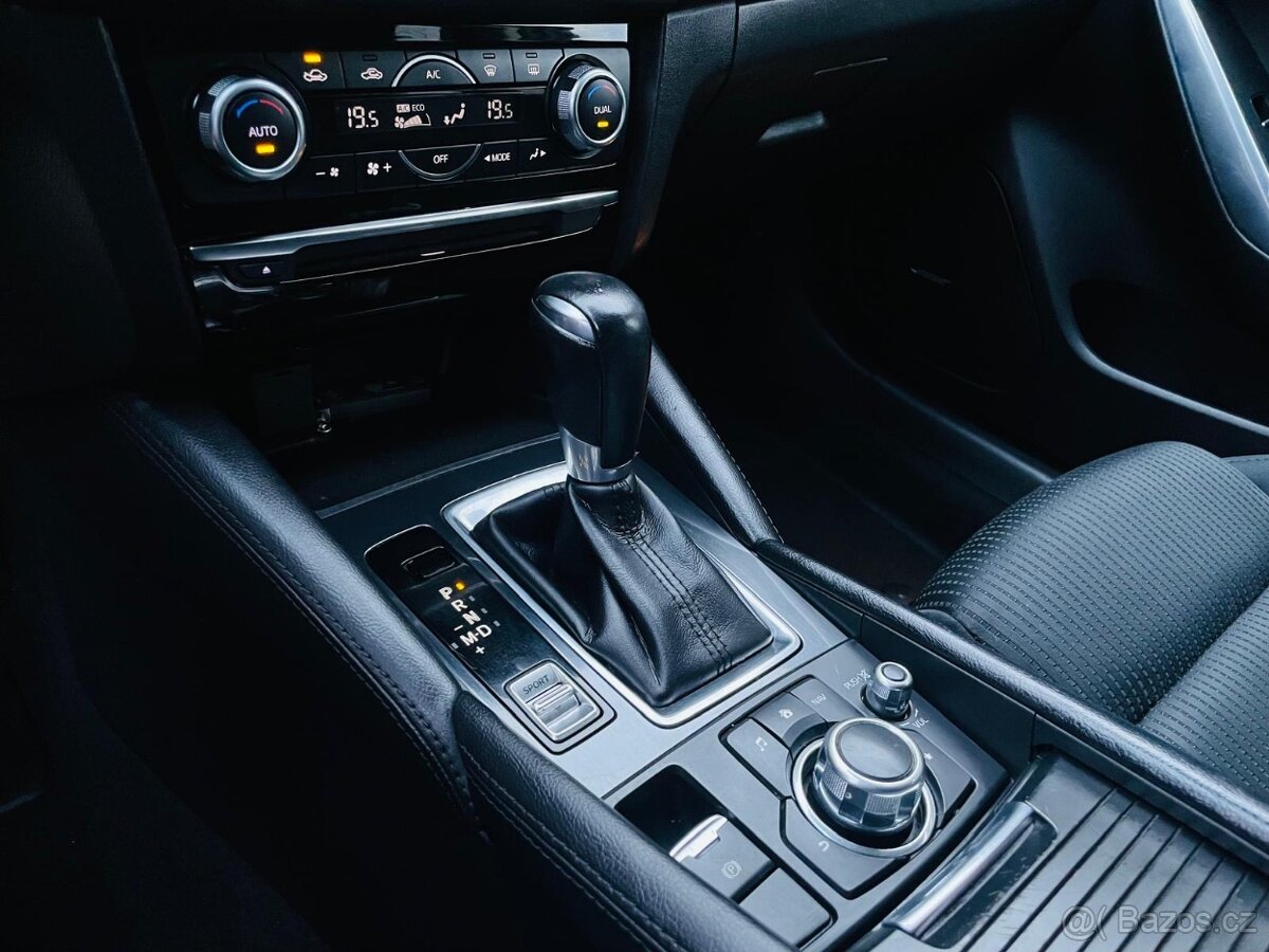 Mazda 6 2.5i 141KW AUTOMAT KAMERA 1.MAJITEL FACELIFT - 15