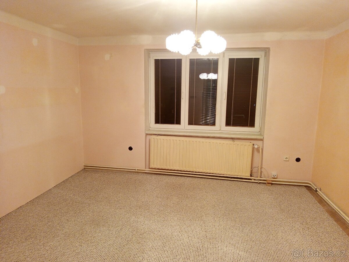 Prodej bytu 2+1 v ulici 1. Máje, Vejprnice (8 km od Plzně). - 15