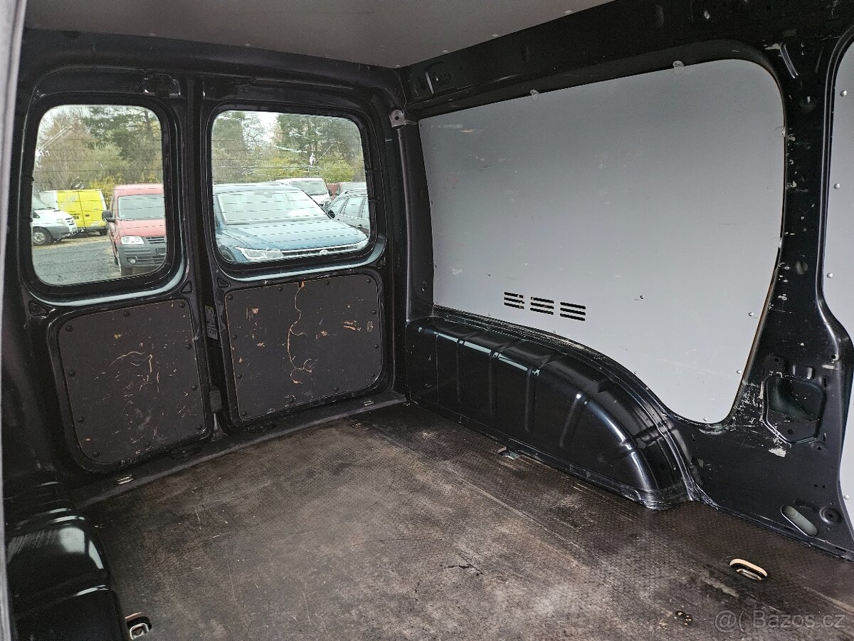 VW CADDY MAXI 2.0 TDI HIGHLINE 137TKM DPH - 15