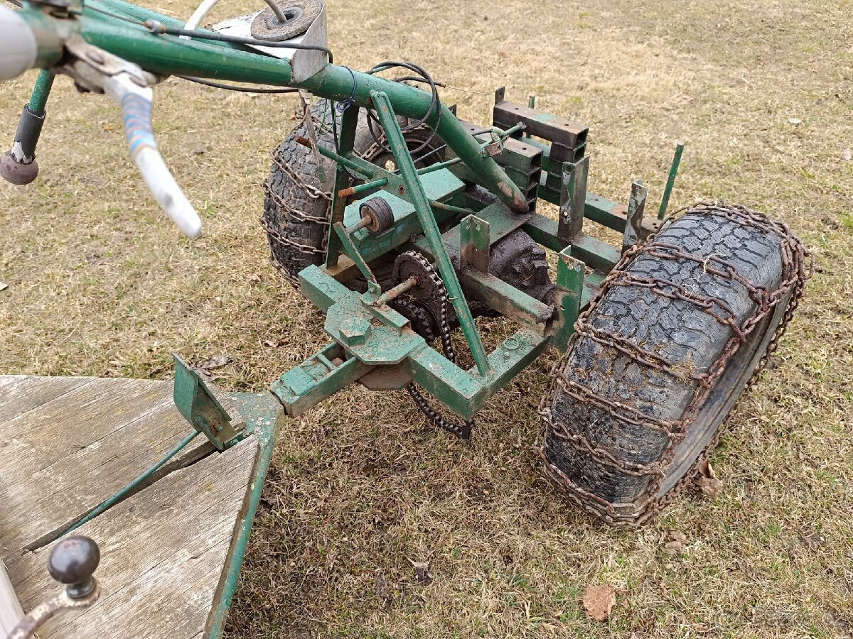 Fréza (malotraktor) bez agregátu + brzděný vozík - 15