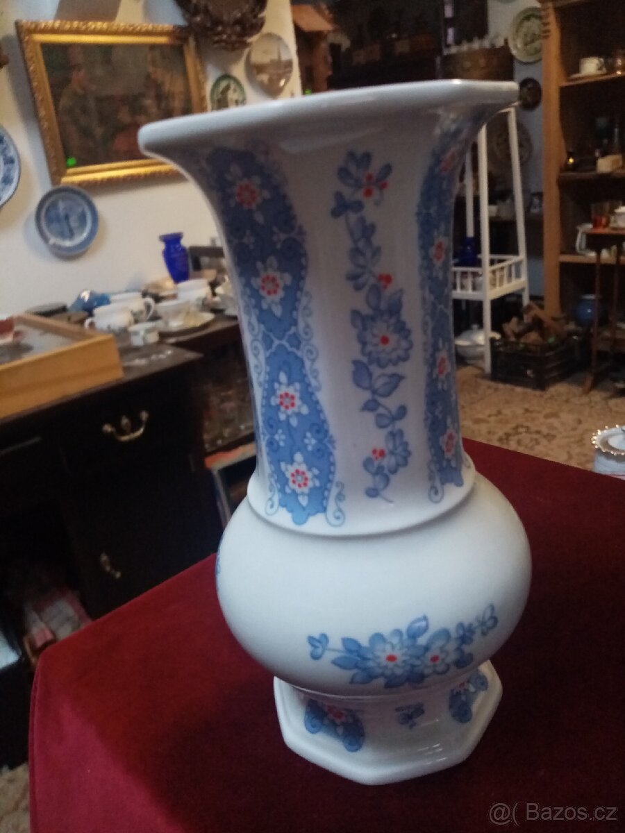 Starožitná porcelánová váza - 15