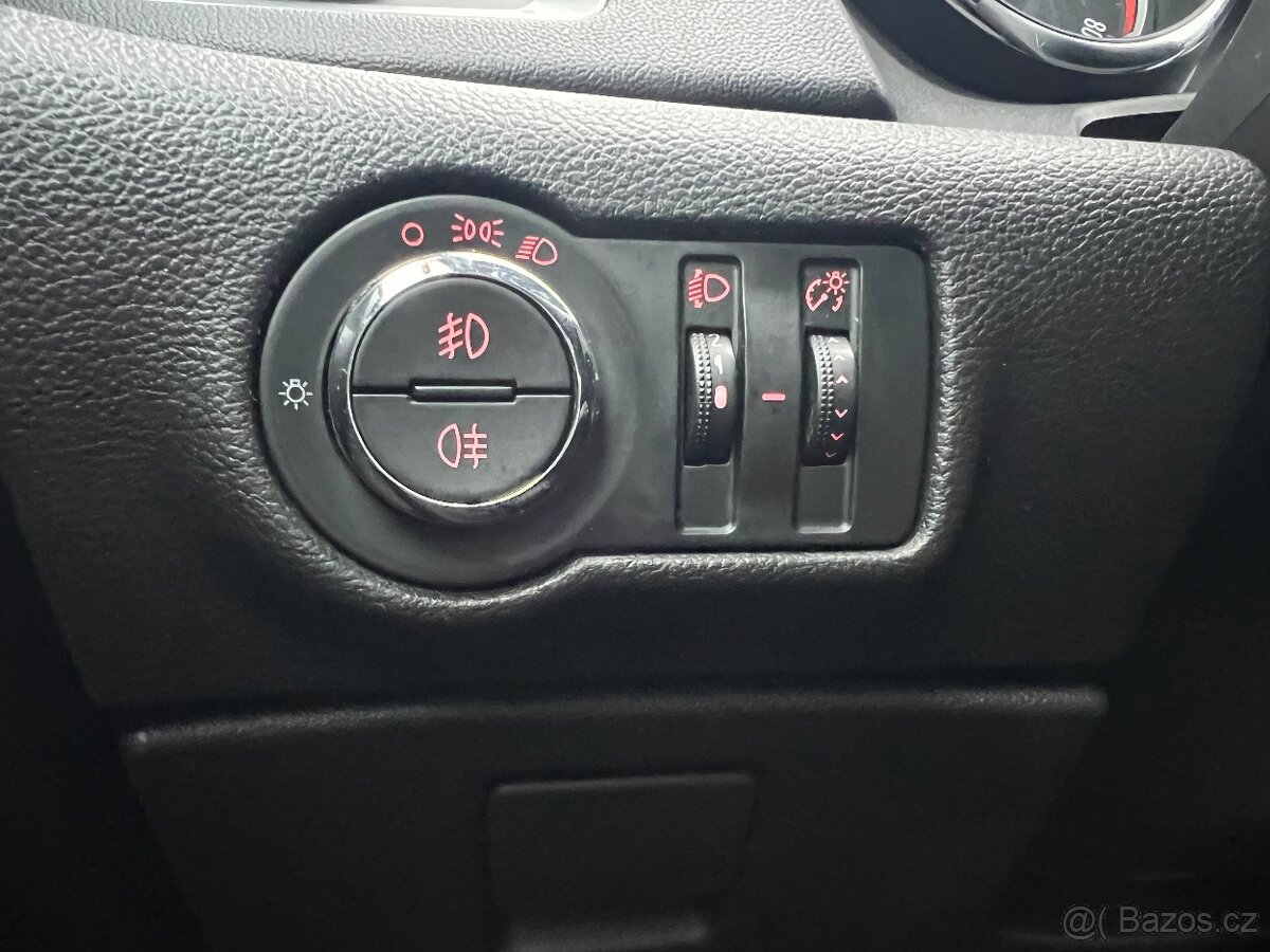 Opel Astra J 1.4 - 15