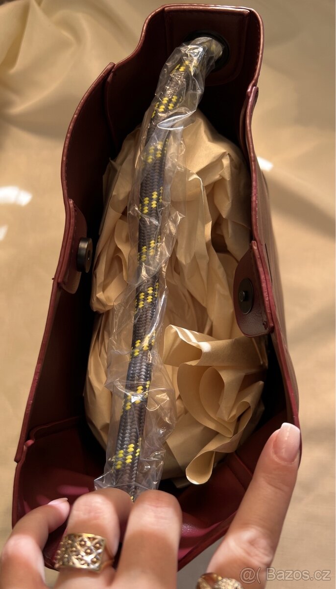 NOVÁ Dámská kabelka zn.Vuch - 15