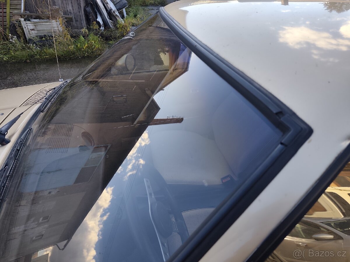 Opel Manta B, 2.0 benzín, nová STK, eko placeno - 15