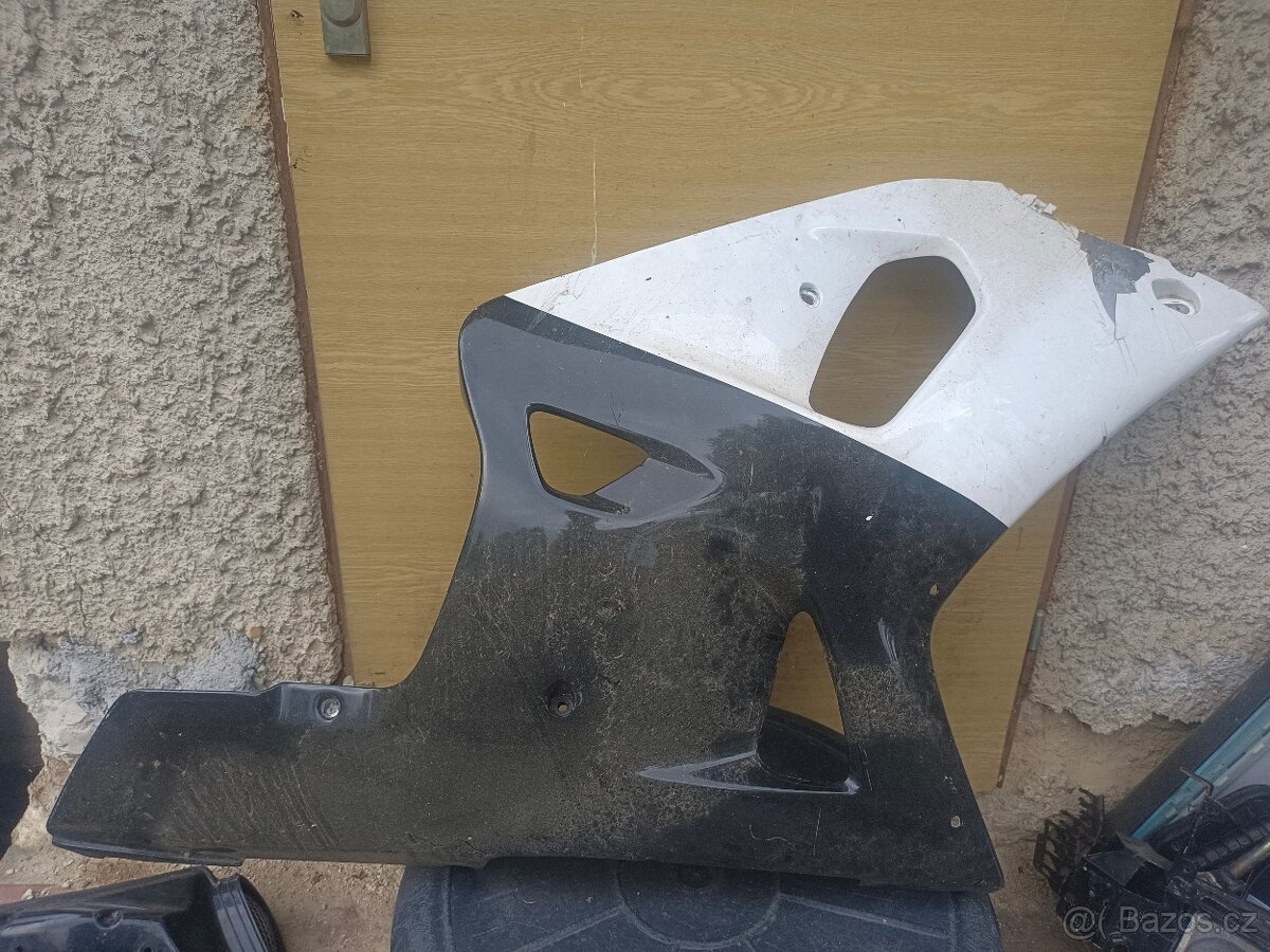 Suzuki GSX-R K1 náhradní díly #8 - 15