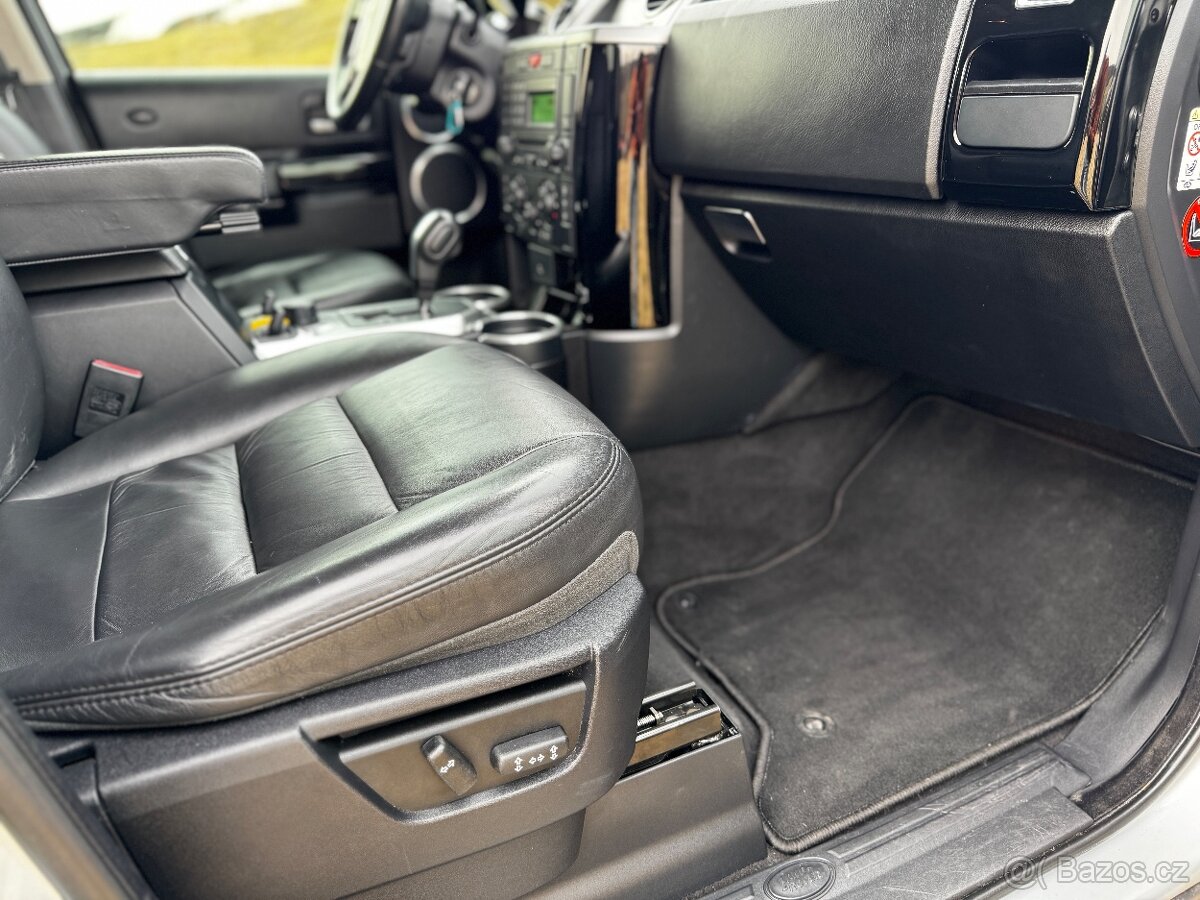 Land Rover DISCOVERY 3 HSE - 2.7 TDV6, výbava, Logic 7, TV - 15