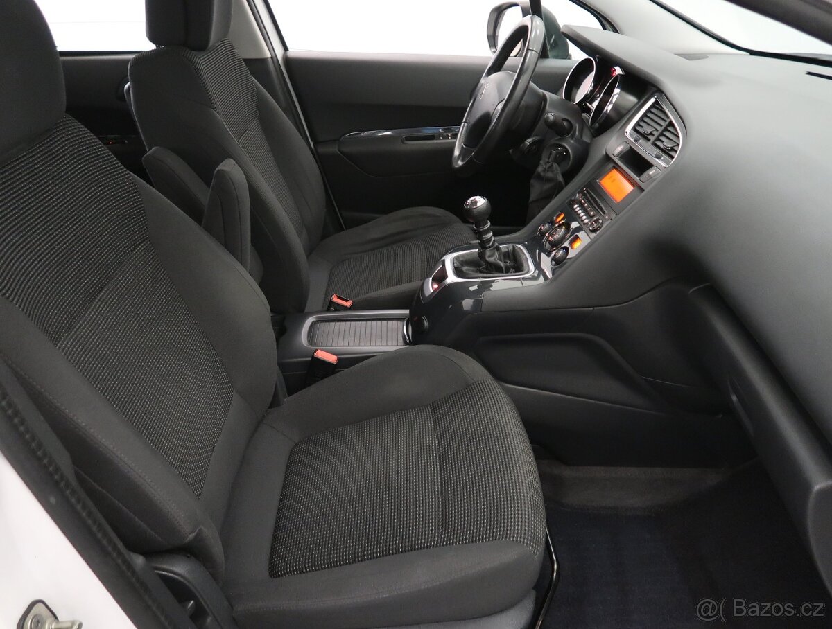 Peugeot 5008 I Phase 2 2.0 HDI - 15