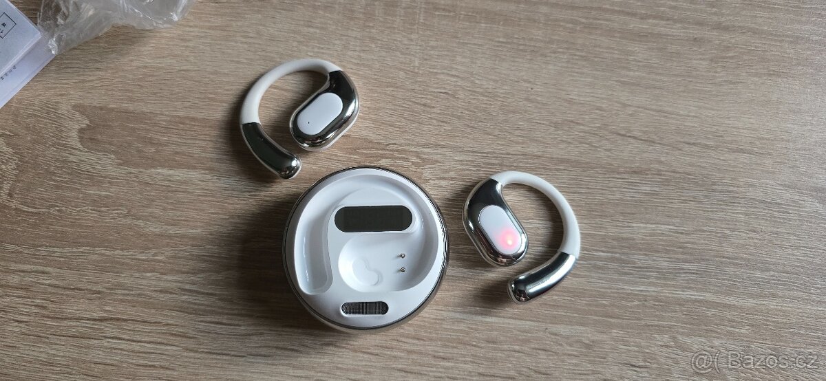Bluetooth sluchátka s uchycením za uši - 15