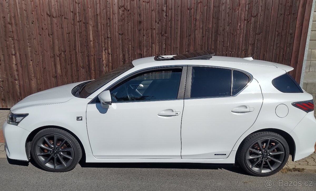 Lexus CT200h F Sport SERVIS 50t: new Kola,Pneu,Brzdy,Olej - 15