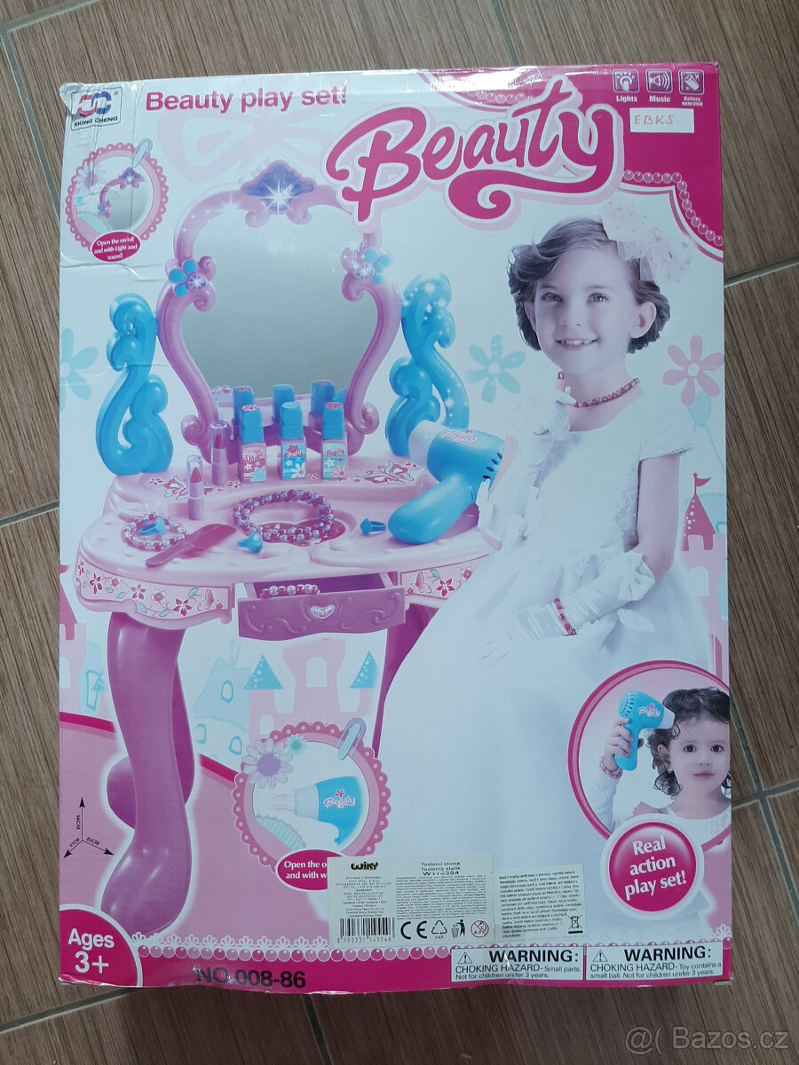 Samolepky na zeď, domeček pro panenky, puzzle, auta... - 15