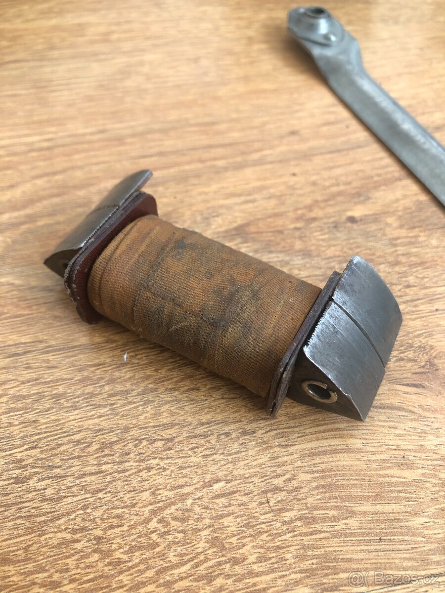 Prodám náhradní díly na motocykl ČZ 175 / 476 a čz 125/476 - 15