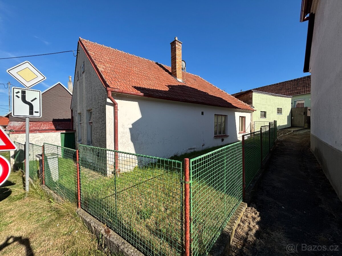 Prodej rodinného domu k rekonstrukci 97 m2, Třebelovice - 15